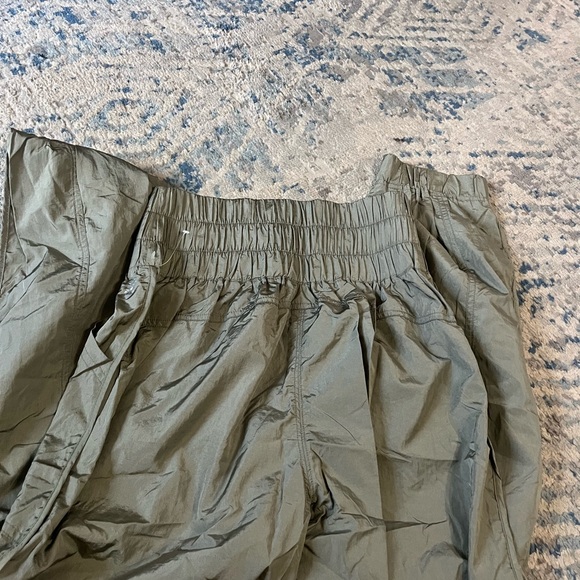 NWOT FP Movement The Way Home Smocked Jogger Pants SMALL - Picture 6 of 6